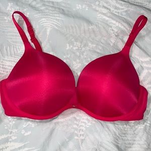 Victoria Secret 36DD Bra